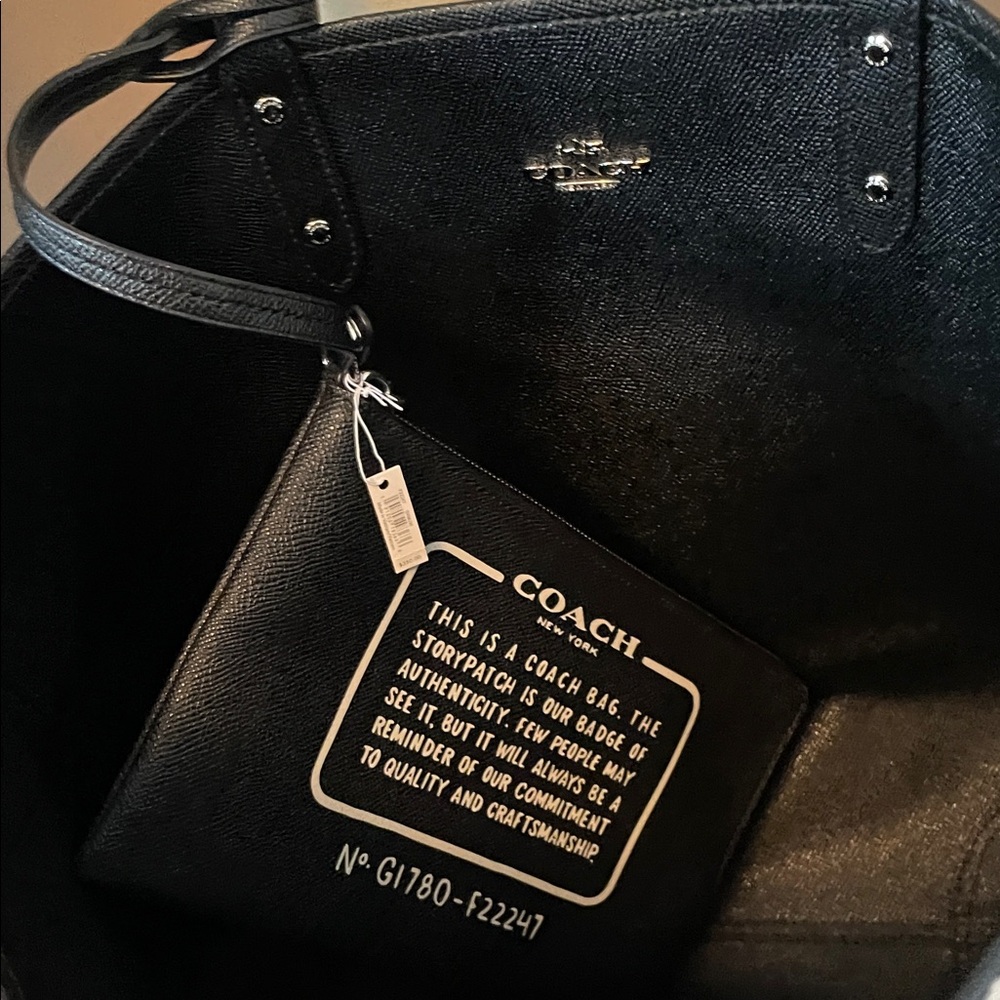 Coach Black and Cream Plaid Signature Tote with PouchNWT - Picture 7 of 9